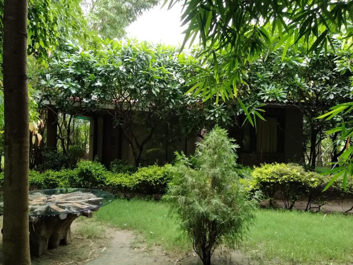 Hotel Corbett Tusker Trail Kashipur Exterior foto