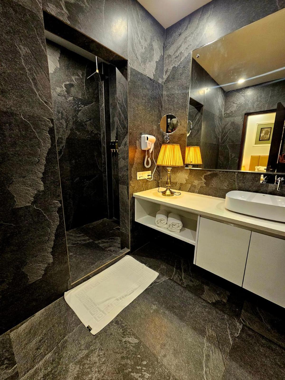 Hotel Corbett Tusker Trail Kashipur Exterior foto