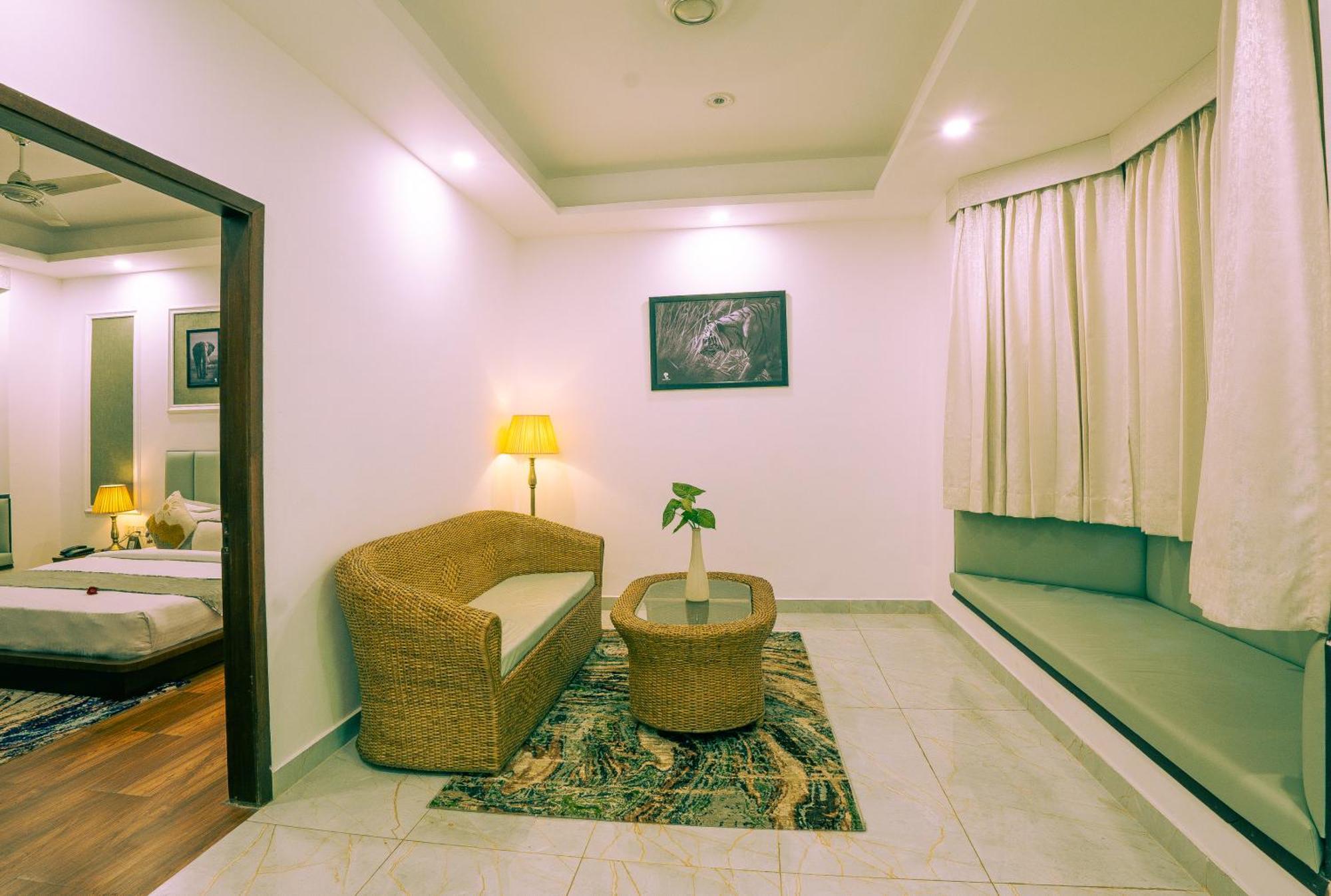 Hotel Corbett Tusker Trail Kashipur Exterior foto